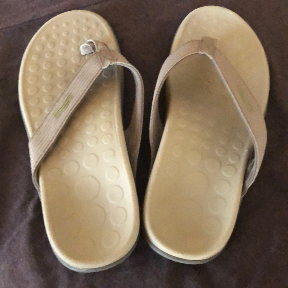 Vionic Sandals. - image 1